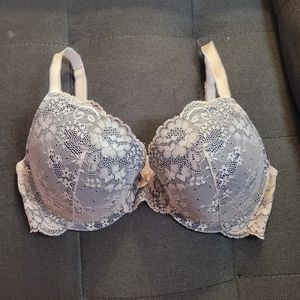 Victoria’s Secret Dream Angel's perfect coverage Beige and Navy Blue Floral 32DD